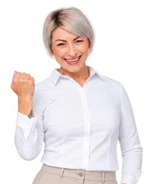 Cliente sorridente com o punho erguido, comemorando